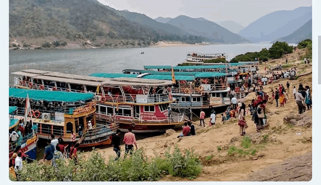 papikondalu-1-day-tour-package-pick-up-at-rjy-boat-point-and-drop-at-bhadrachalam-boat-point